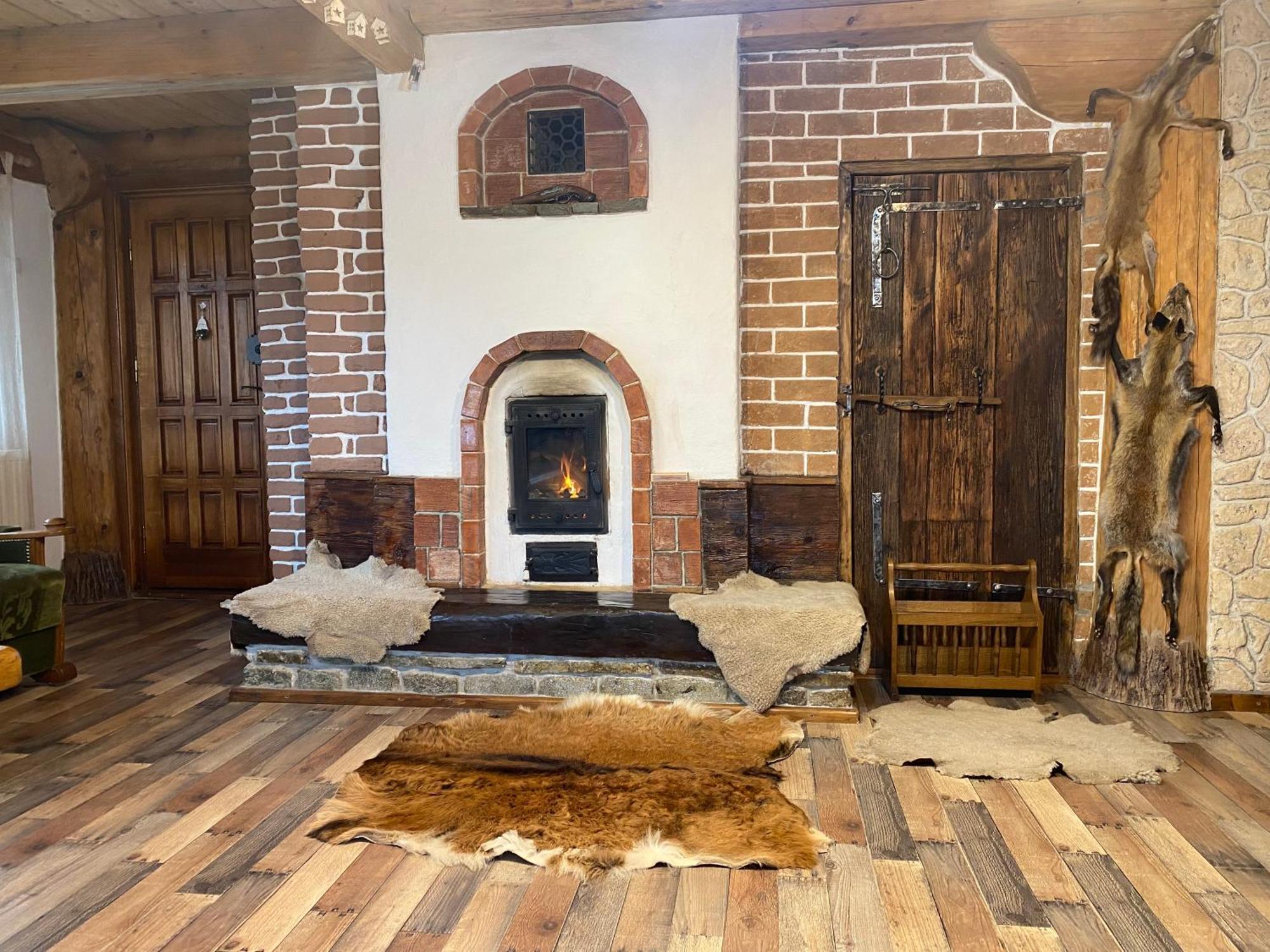 Casa Cu Sindrila Villa Valenii de Munte Bagian luar foto