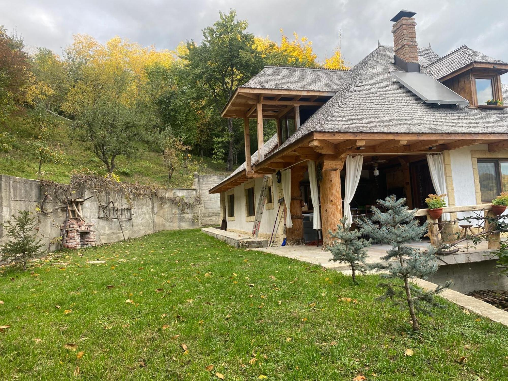 Casa Cu Sindrila Villa Valenii de Munte Bagian luar foto