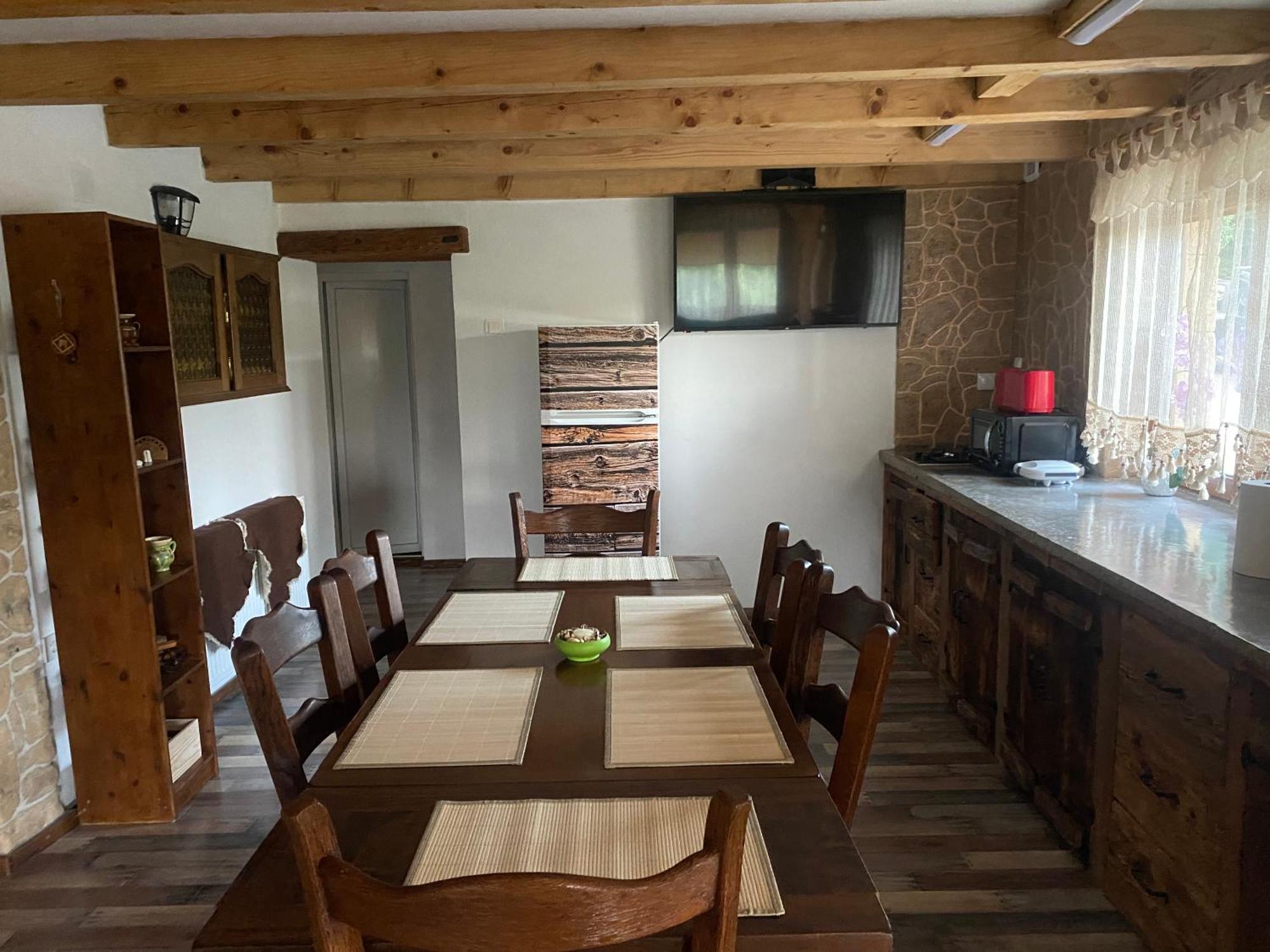 Casa Cu Sindrila Villa Valenii de Munte Bagian luar foto