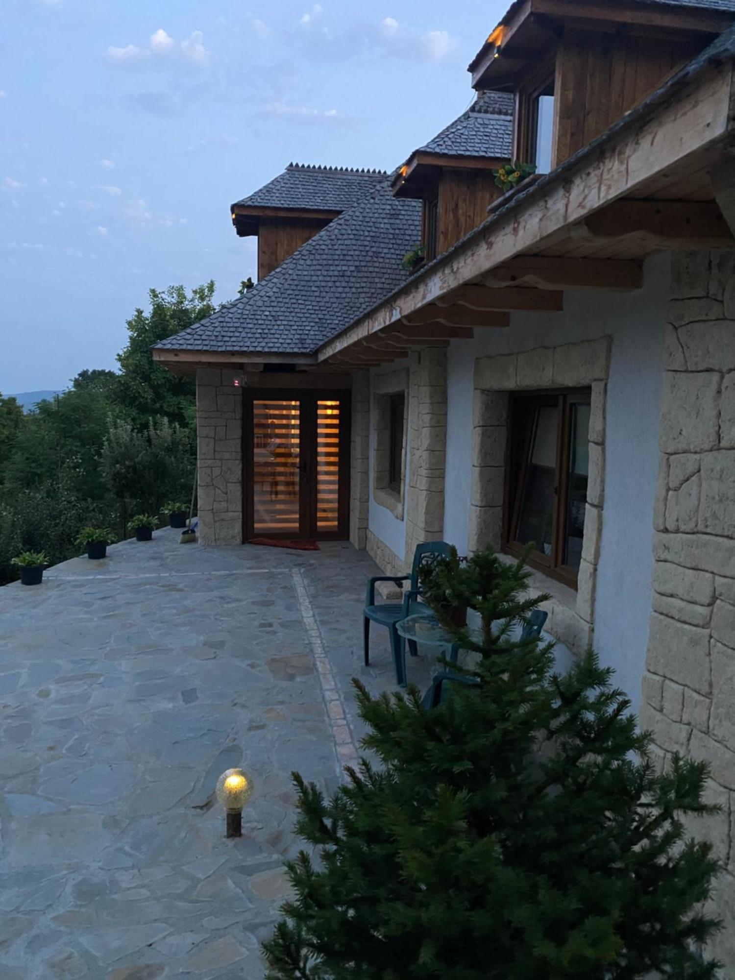 Casa Cu Sindrila Villa Valenii de Munte Bagian luar foto